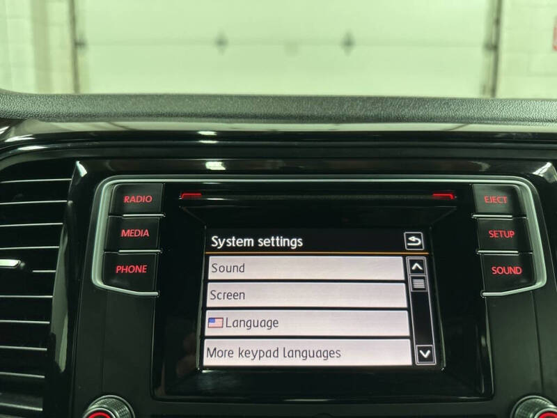 2019 Volkswagen Beetle 2.0T S