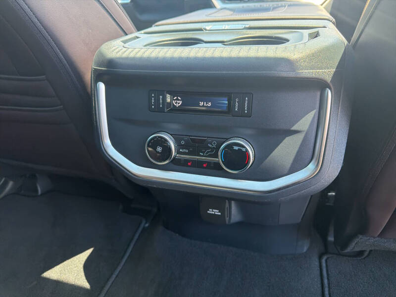2025 Ford Expedition Platinum - Photo 21