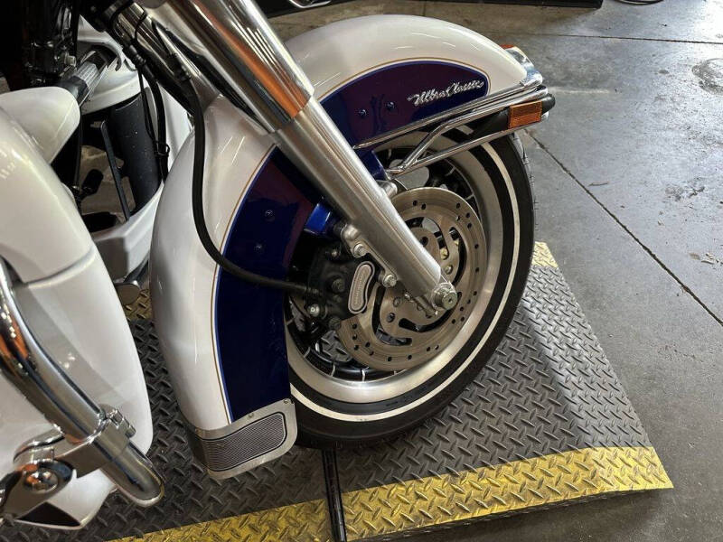 2007 Harley-Davidson® FLHTCU - Electra Glide® U