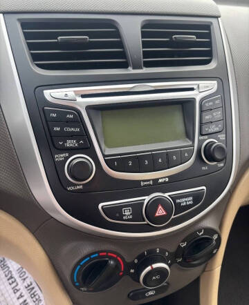 2013 Hyundai Accent GLS