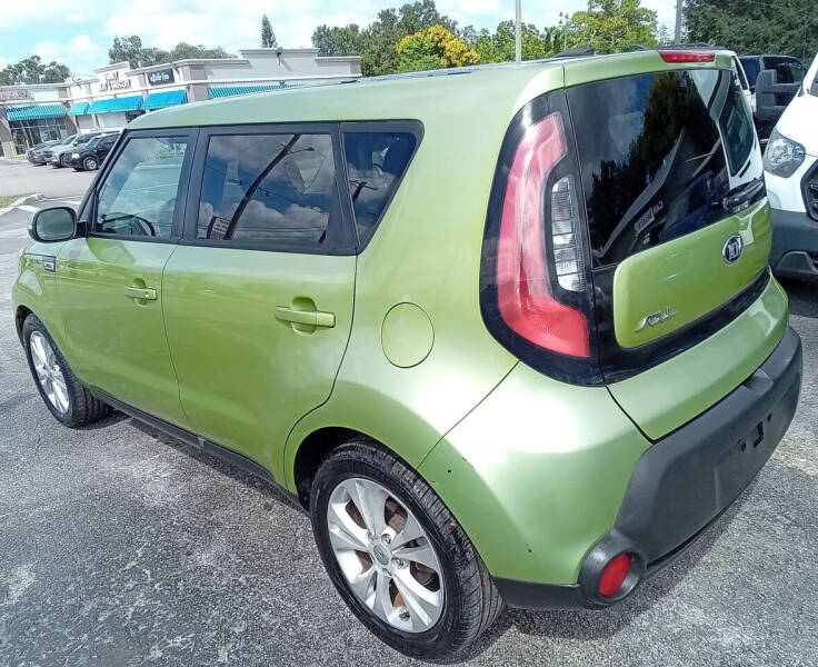 2014 Kia Soul +