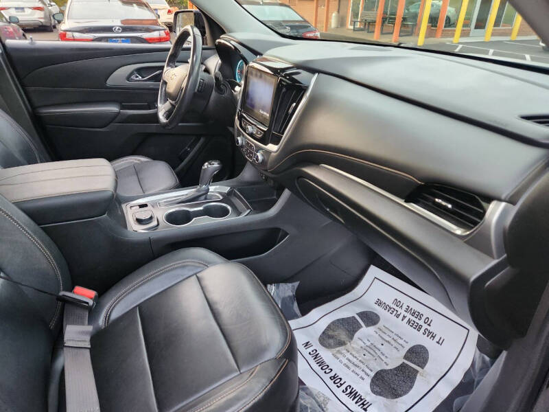 2020 Chevrolet Traverse LT Leather