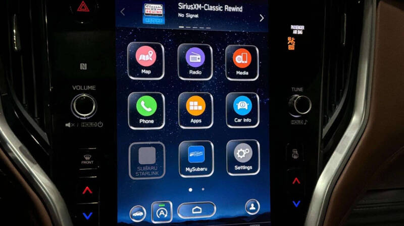 2022 Subaru Outback Touring XT