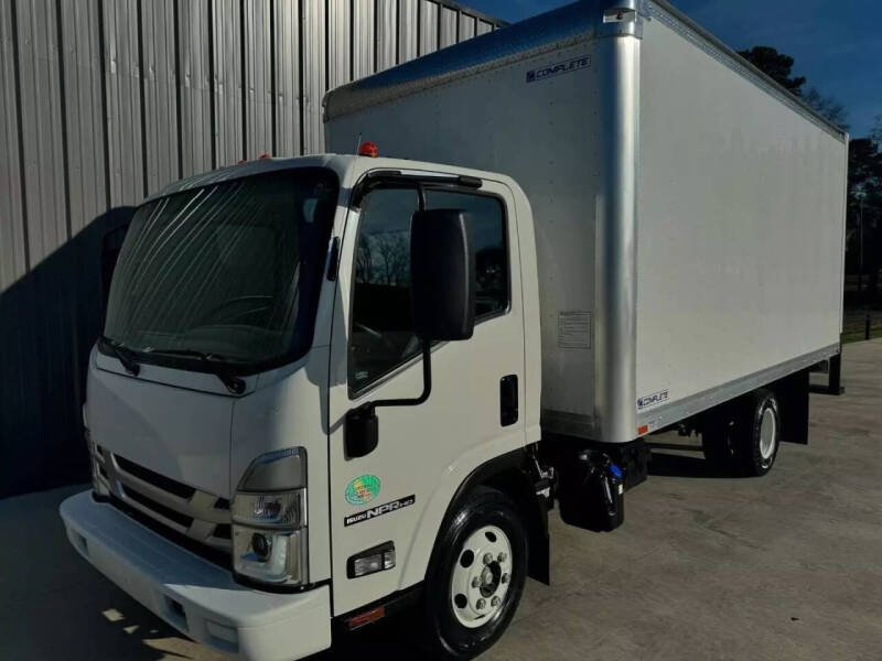 2023 Isuzu NPR