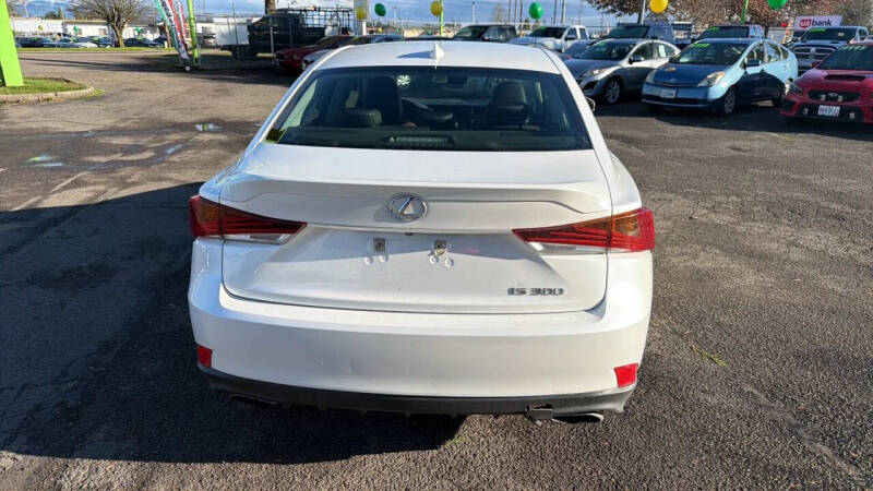2019 Lexus IS 300