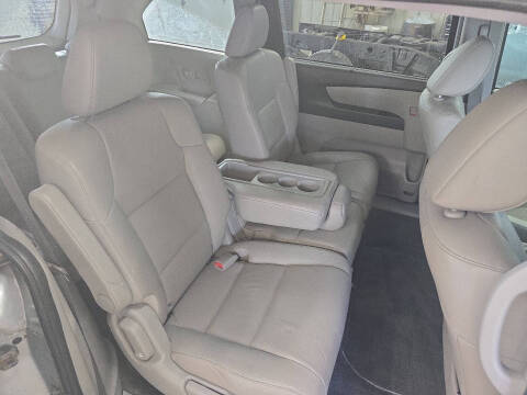 2011 Honda Odyssey EX-L w/DVD