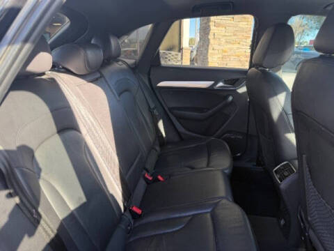 2016 Audi Q3 2.0T quattro Prestige