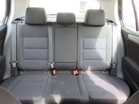 2014 Volkswagen Golf 2.5L PZEV