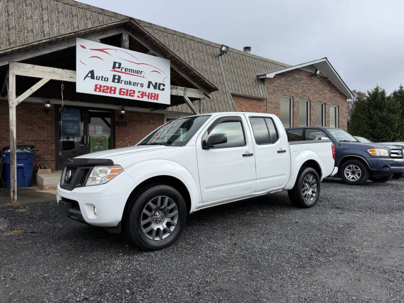 2012 Nissan Frontier SV's photo