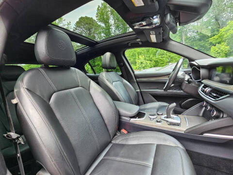 2022 Alfa Romeo Stelvio Ti