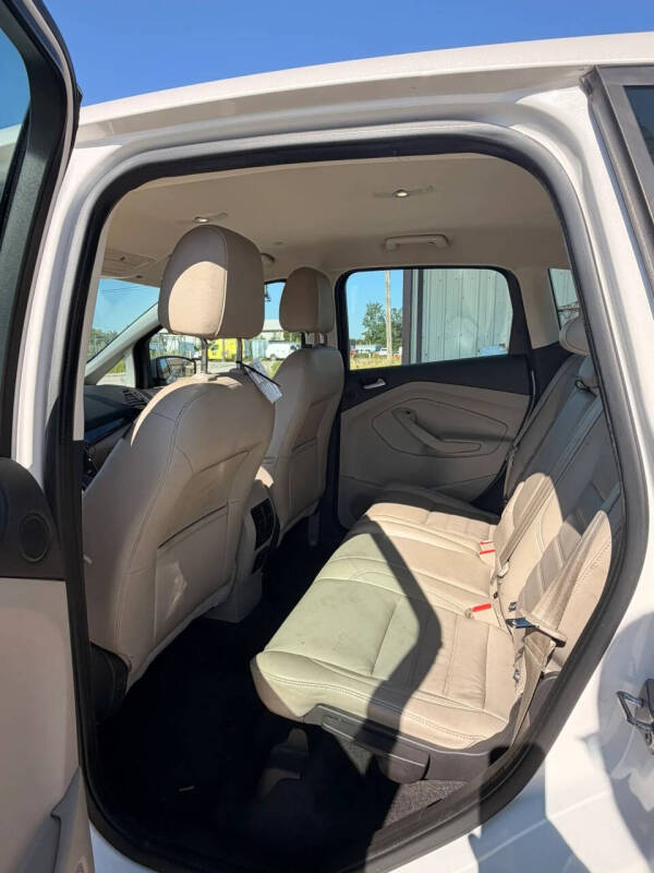 2017 Ford C-MAX Energi Titanium