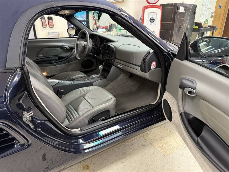 2003 Porsche Boxster