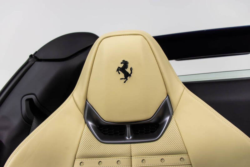 2024 Ferrari 296 GTS