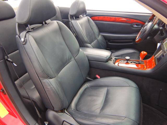 2004 Lexus SC 430