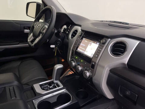 2018 Toyota Tundra SR5