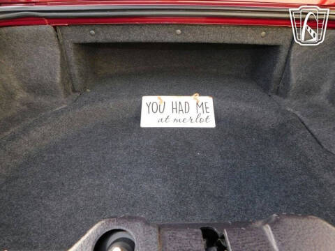 2004 Ford Thunderbird Deluxe