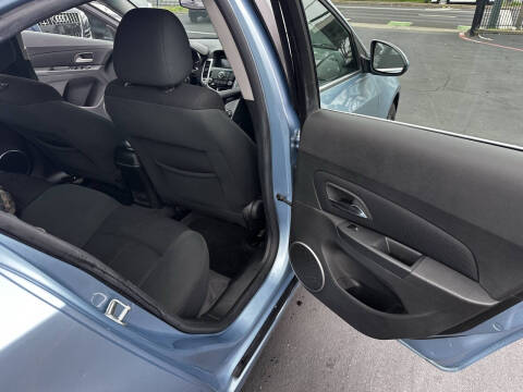 2011 Chevrolet Cruze LT Fleet