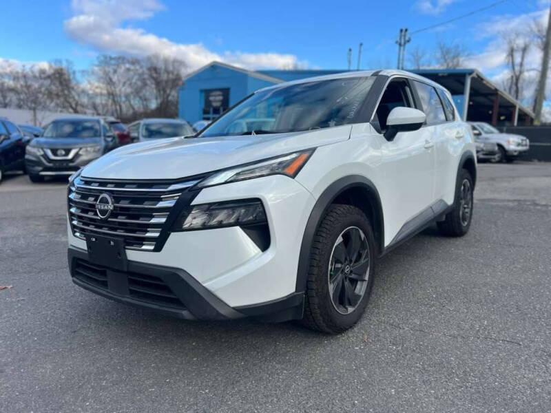 2024 Nissan Rogue SV's photo