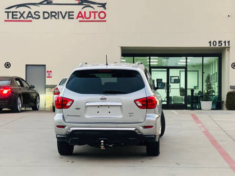 2018 Nissan Pathfinder S