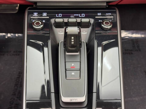 2025 Porsche 911 Carrera