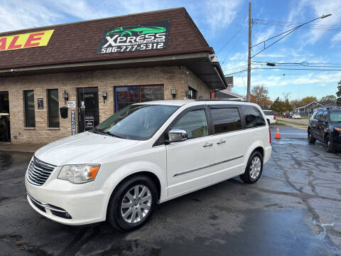 2012 Chrysler Town and Country for sale at Xpress Auto Sales in Roseville MI