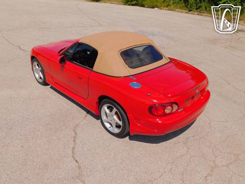 2002 Mazda MX-5 Miata