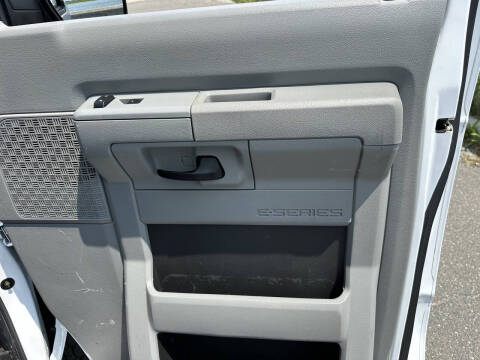 2014 Ford E-Series E-250
