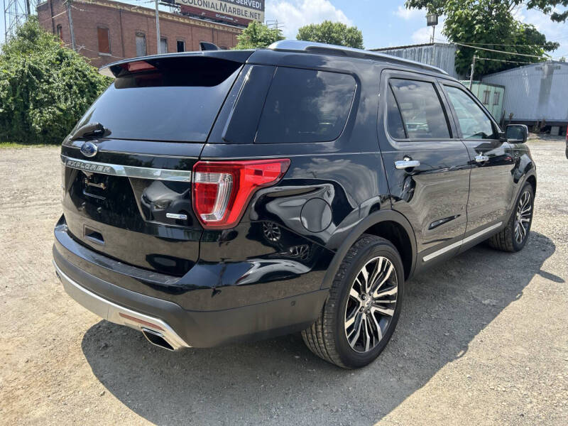 2017 Ford Explorer Platinum