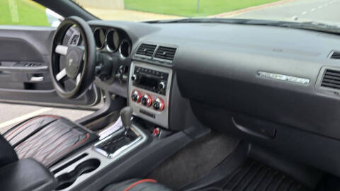 2010 Dodge Challenger SE