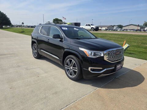 2017 GMC Acadia Denali