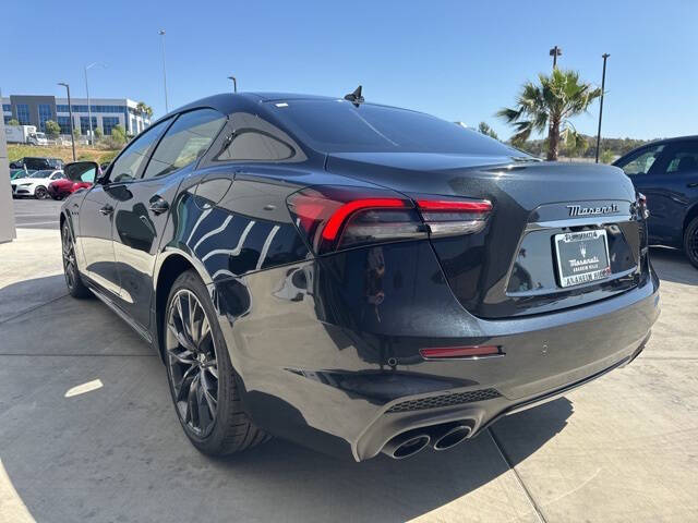 2022 Maserati Ghibli Modena