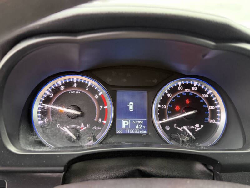 2016 Toyota Highlander LE