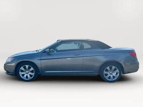 2011 Chrysler 200 Touring