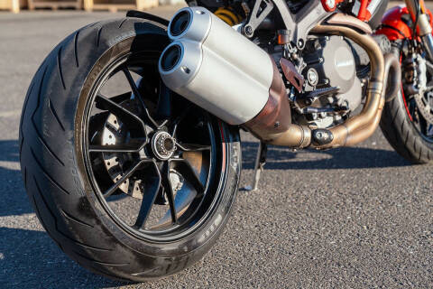 2013 Ducati Monster 1100 EVO