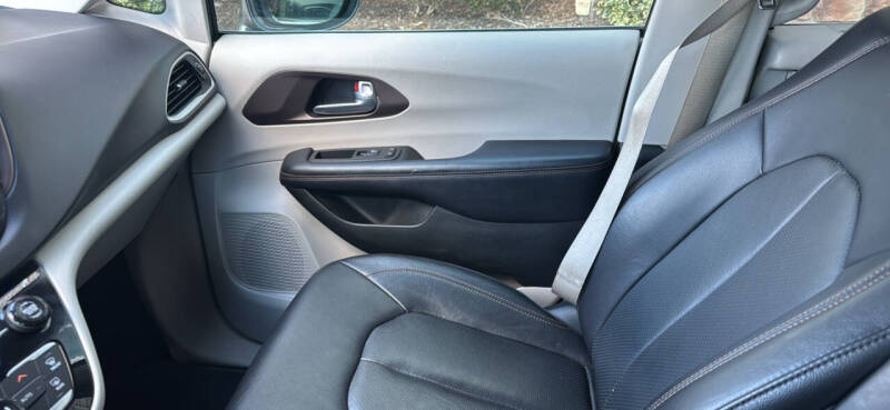 2018 Chrysler Pacifica Touring L