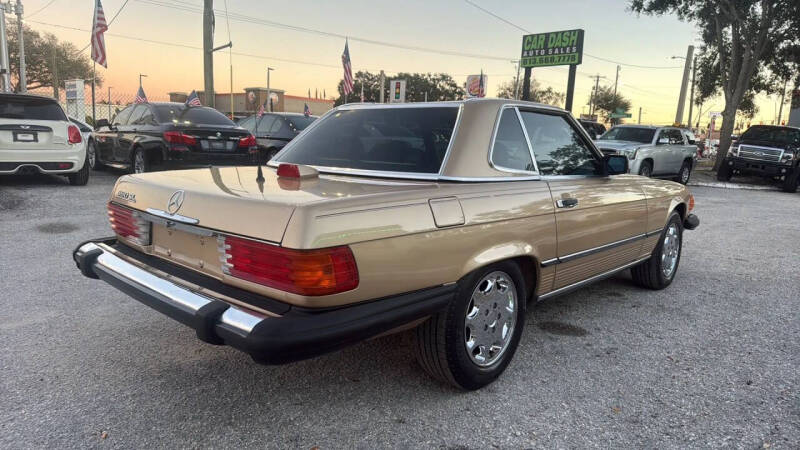 1986 Mercedes-Benz 560-Class 560 SL