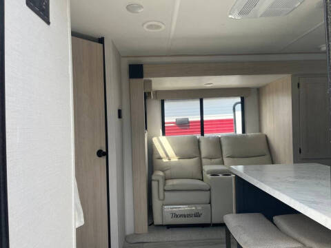 2025 Prime Time RV Avenger