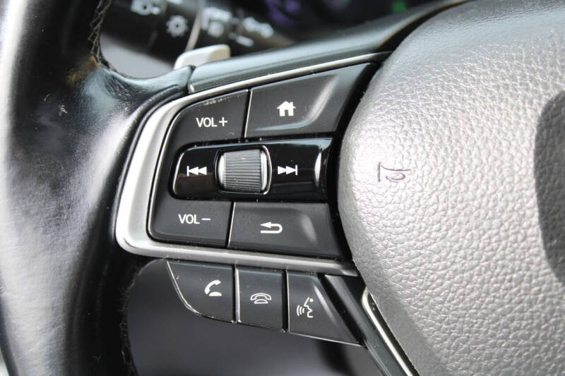 2019 Honda Insight Touring