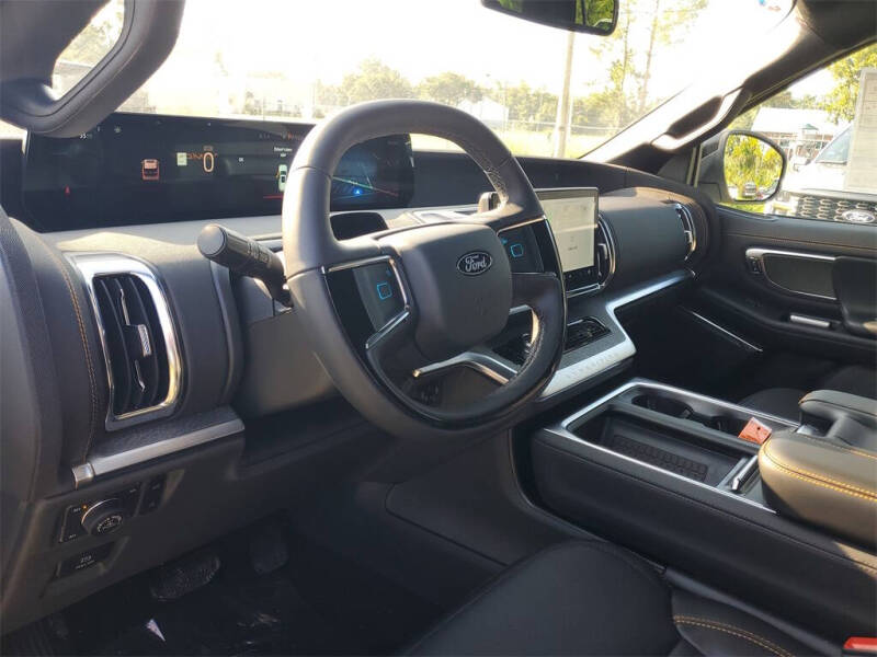 2025 Ford Expedition Tremor