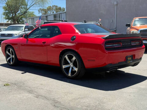 2015 Dodge Challenger R/T Plus Shaker
