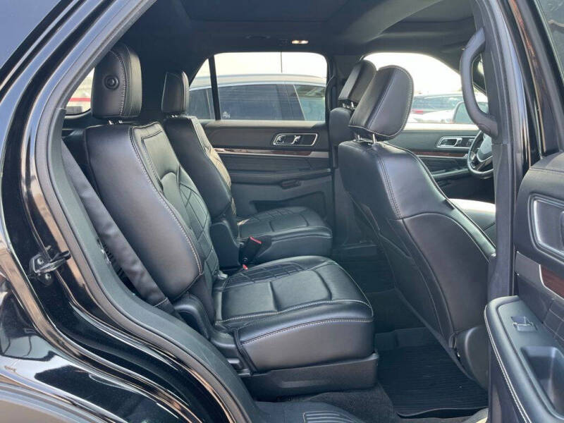 2018 Ford Explorer Platinum
