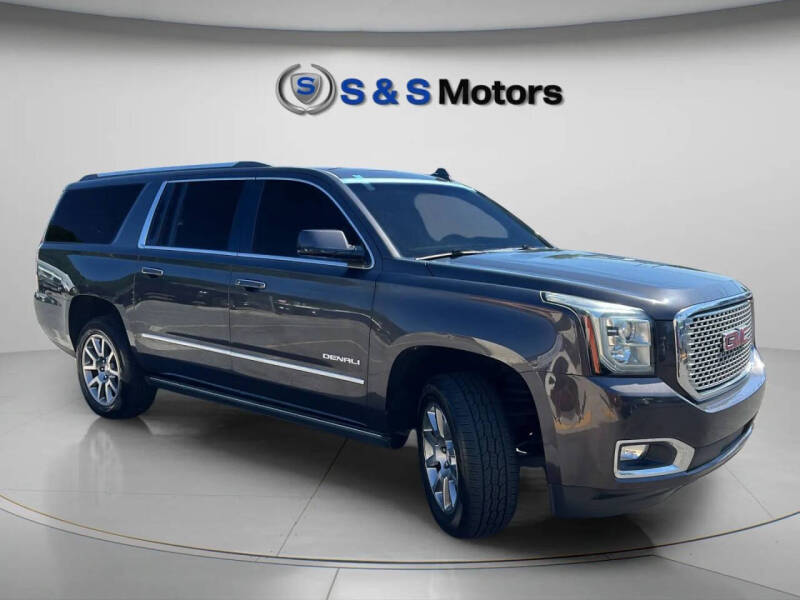 2017 GMC Yukon XL Denali