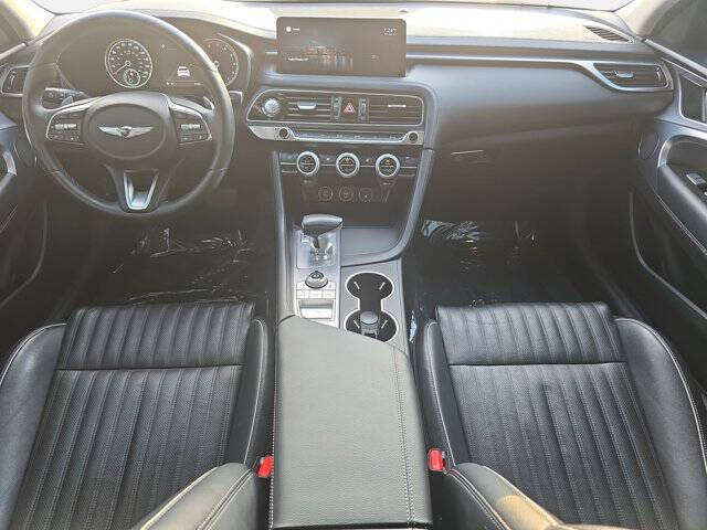 2022 Genesis G70