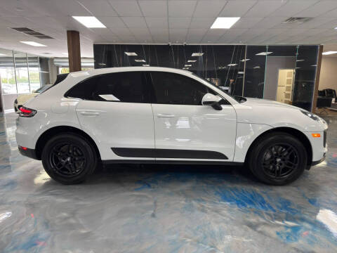 2021 Porsche Macan