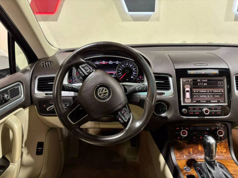 2011 Volkswagen Touareg TDI Executive