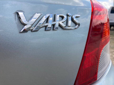 2011 Toyota Yaris