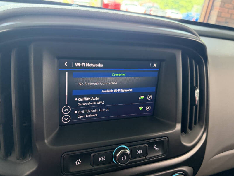 2022 GMC Canyon Elevation Standard