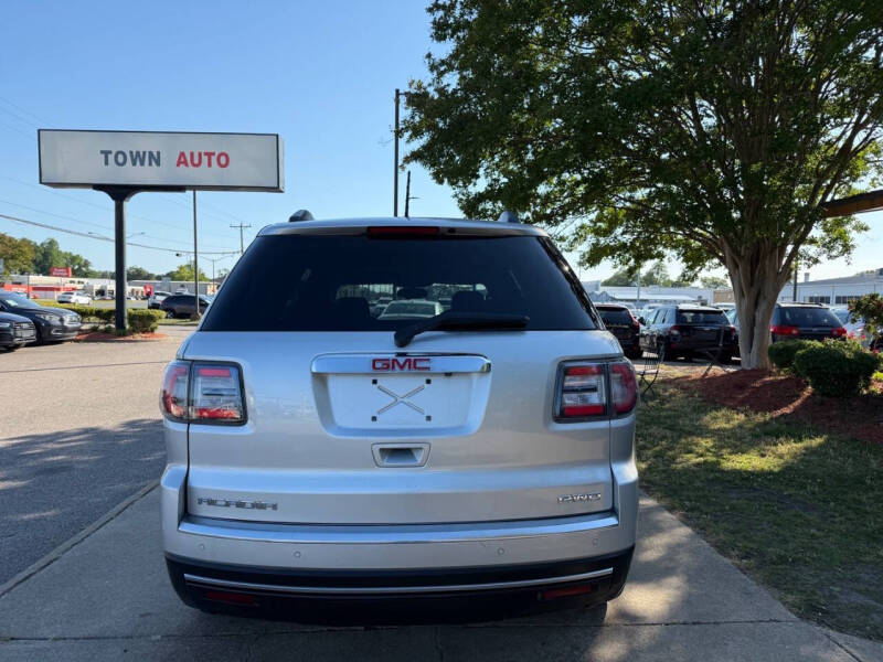2015 GMC Acadia SLE-2
