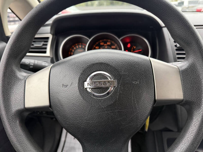 2008 Nissan Versa 1.8 S