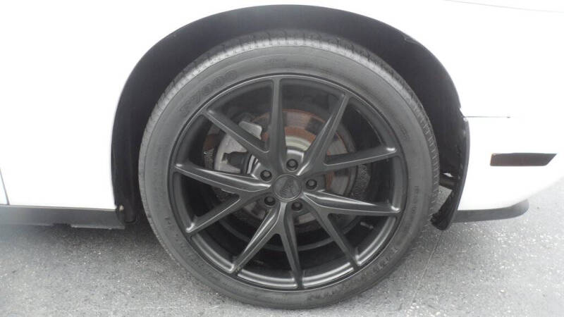 2014 Dodge Challenger SXT